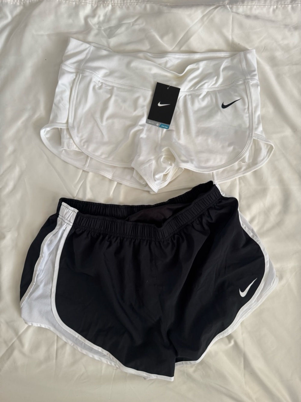 Nike Dri Fit Running Shorts Bundle Black white Women's large XL Athletic